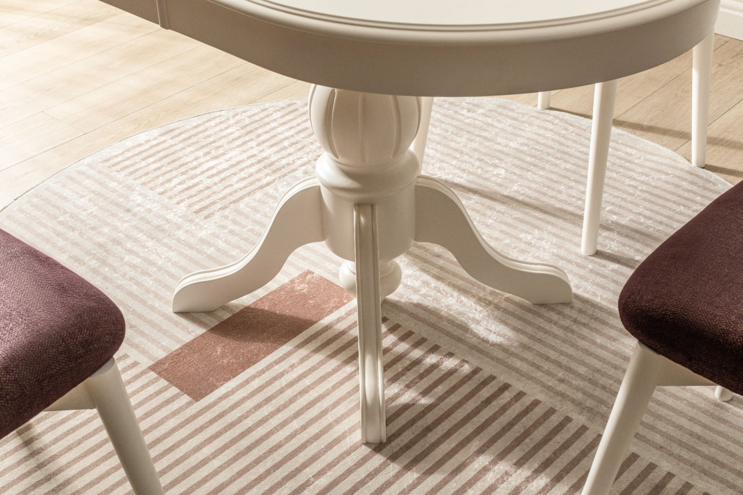 Iris Series Luxury Lacquered Extendable Dining Table Set– 6 Chairs